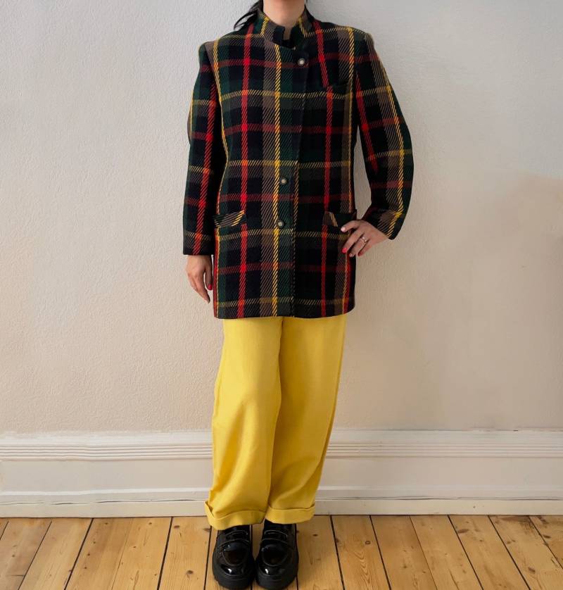 Vintage Jacke Aus Reiner Wolle Kariert - Größe 38 von OliviasGarderob