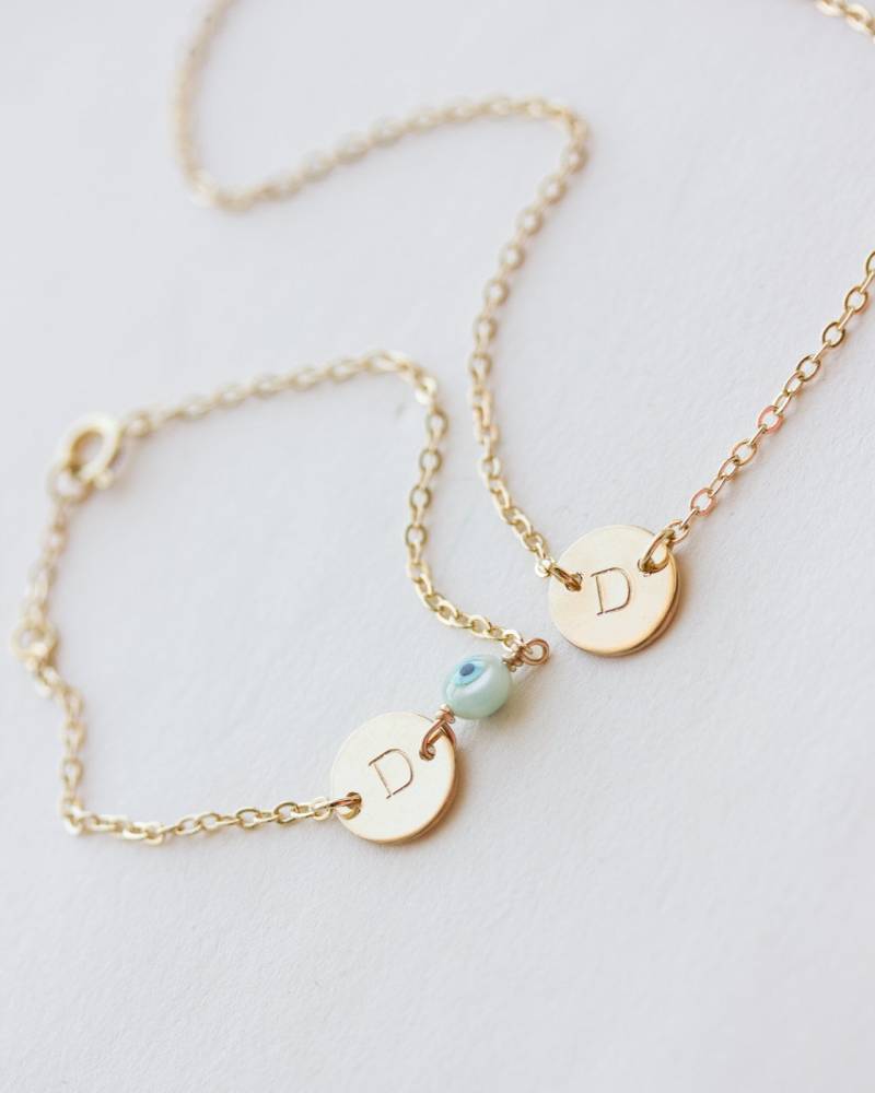 Evil Eye Armband & Initial Halskette Armband Mutter Tochter Passenden Schmuck von OlizzJewelry