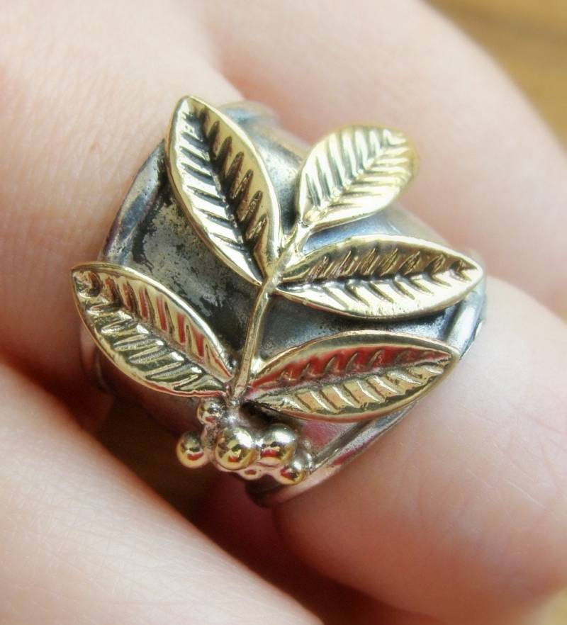 Breites Band Silber Ring - Olivenring Und Messing Blumen Olivenzweig Frieden Rüstung von Olympias