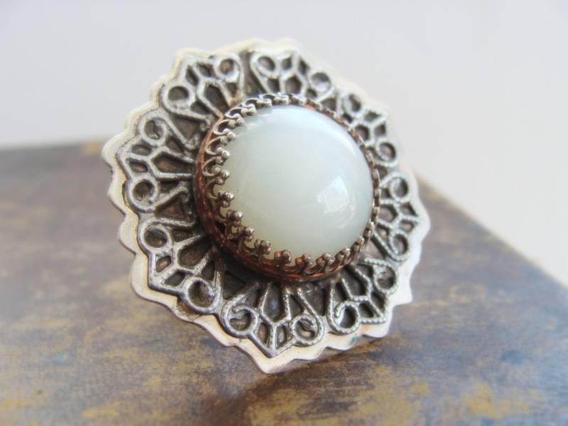 Großer Mondstein Silber Ring - Cocktail Mond Und Spitze Recycelter Handwerker Runder Metallring Statement Großer Mondstein Silber Ring - Cocktail Mond Und Spitze Recycelter Handwerker Runder Metallring Statement von Olympias