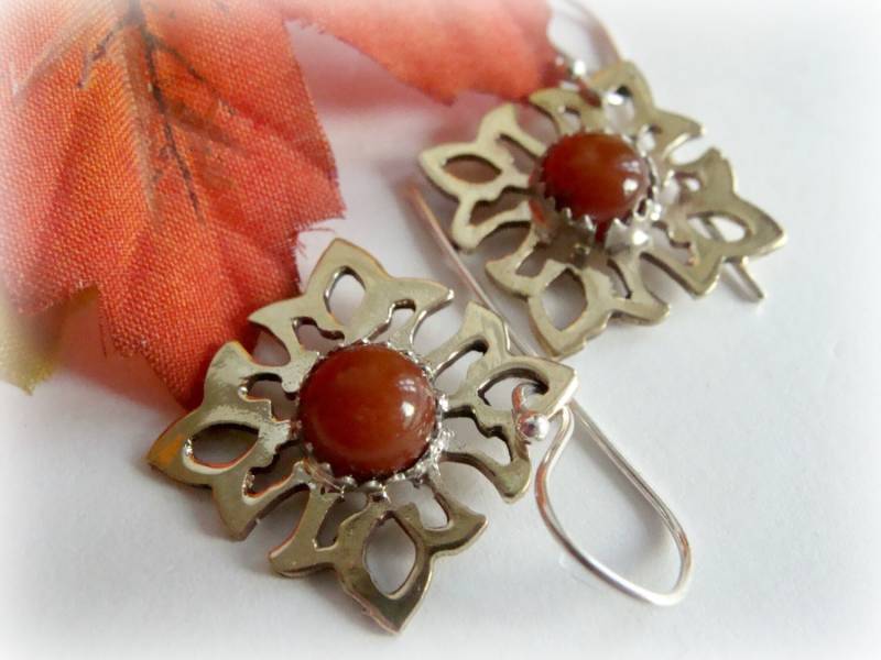 Mittelalter Schmuck - Ohrringe Mittelalterliche Kreuz Karneol Roter Und Messingschmuck von Olympias