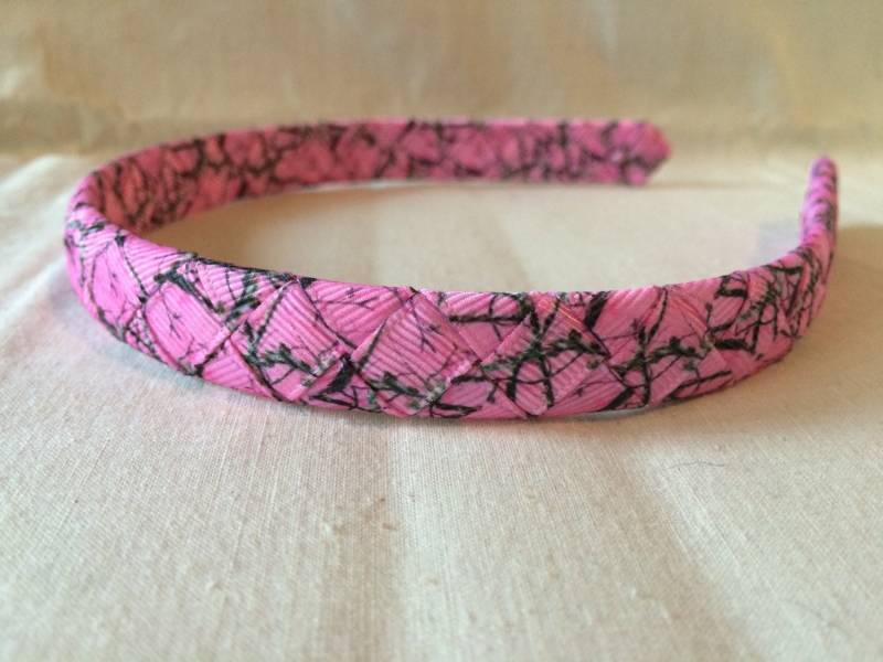 Pink Camo Druck Grosgrain Ribbon Gewebt Stirnband | 1/2 Zoll Stirnband Pink Camo Druck Grosgrain Ribbon Gewebt Stirnband | 1/2 Zoll Stirnband von Olyshairbows