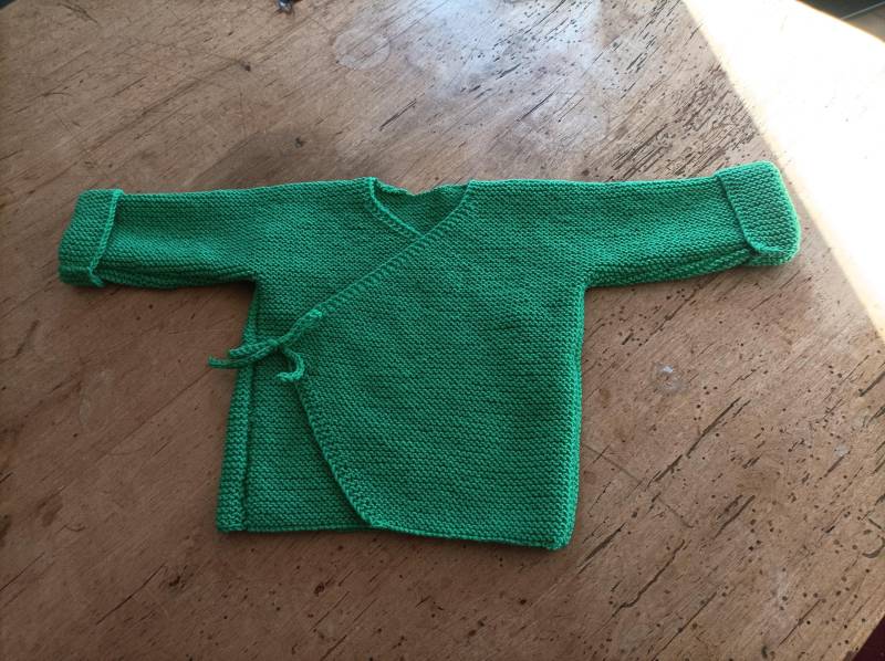 Wickeljäckchen 6/9 Monate Knallgrün Baby Merino von OmaJuttaDE