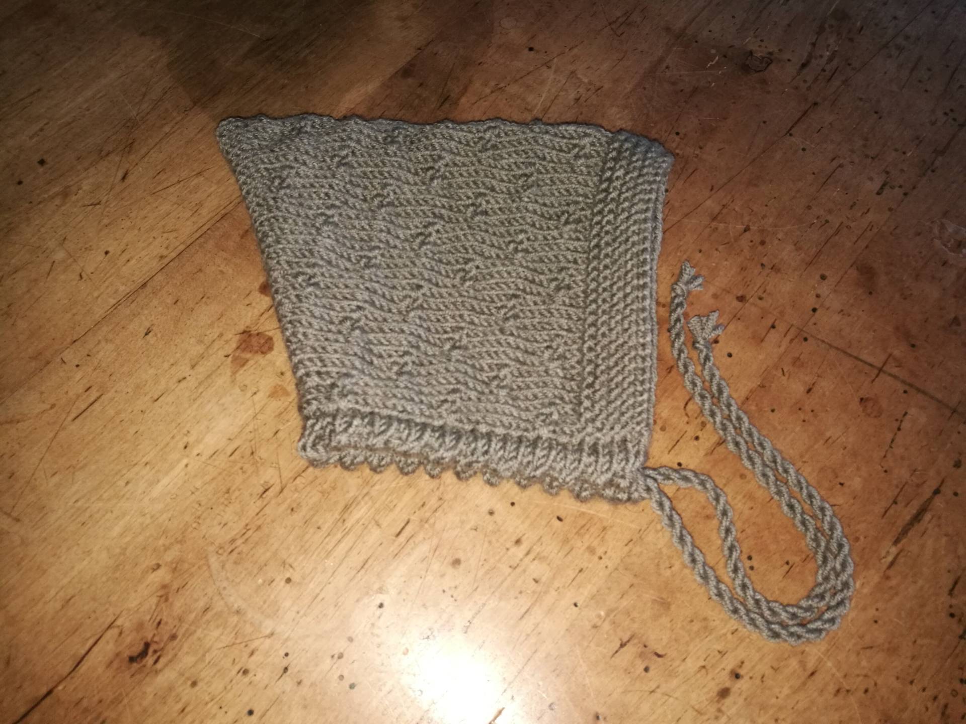 Zwergenmütze 3-6 Monate Taupe von OmaJuttaDE