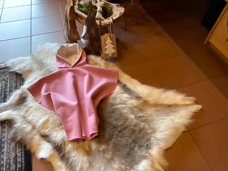 Autositz /Kinderwagen Poncho Ab 9 Monate .unverzichtbar Für Die Sicherheit Ihres Babys Und Kleinkind. Kuscheliger Wintersweat von OmaMiaDesigns