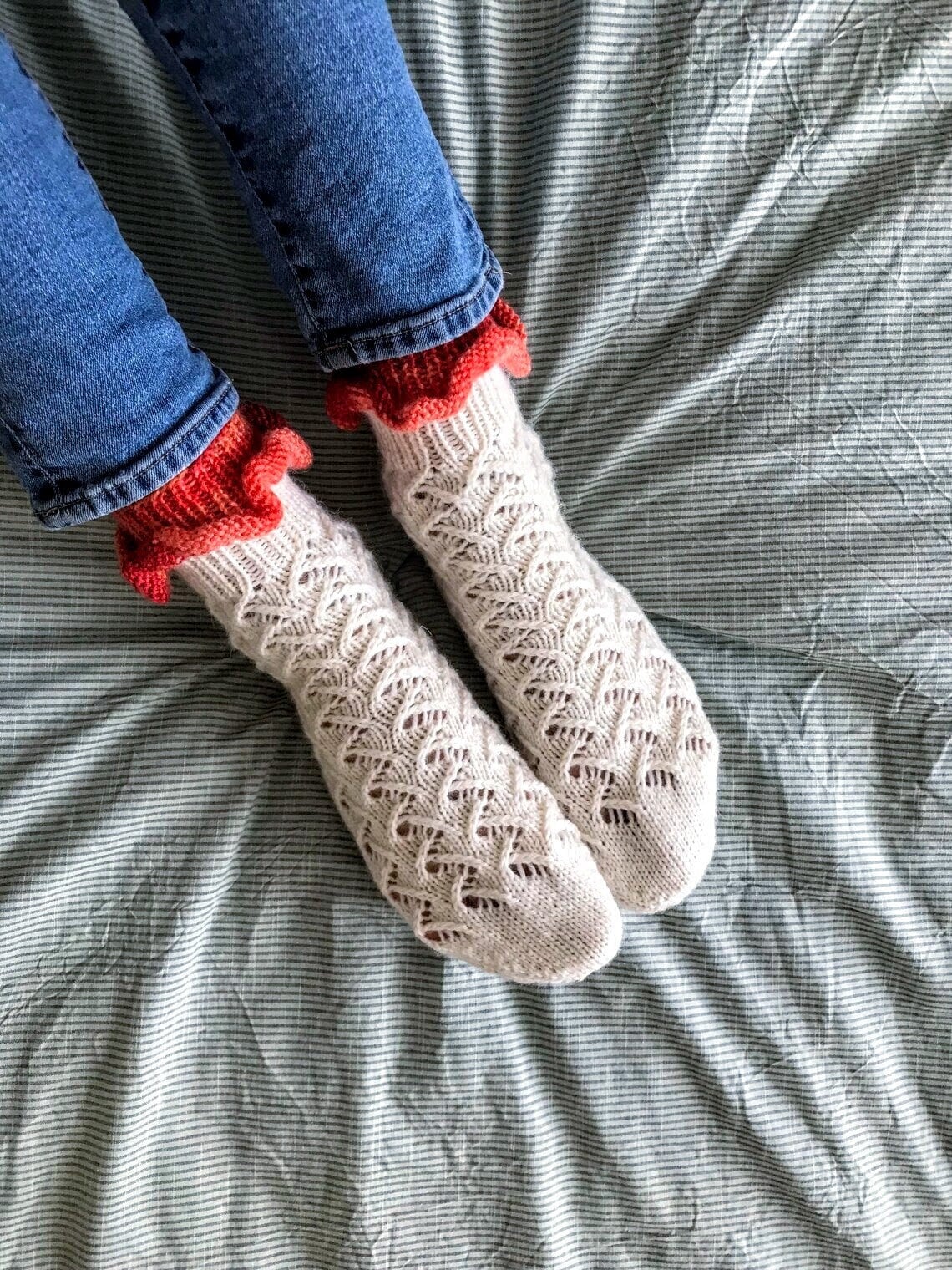 Handgefertigte Socken Aus Alpakawolle Gestrickte Kuschelige Wintersocken von OmasKnittingLV