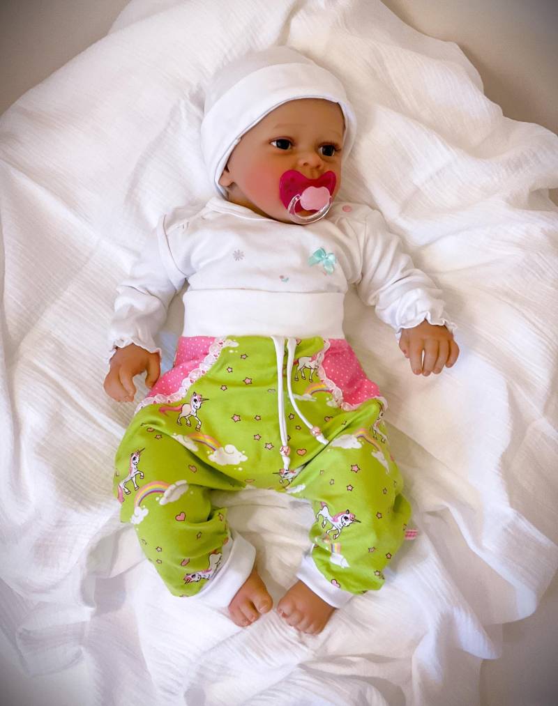 Babyhose Mädchen Gr. 68 Hose Baby Pumphose Mitwachshose Pumpi Einhorn Unicorn Grün Rosa Einhörner von OmennyS