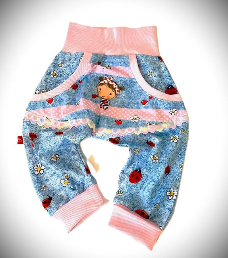 Babyhose Gr. 68-74 Mädchen Hose Baby Pumphose Jogginghose Jersey Haremshose Jeansoptik Blau Sommerhose Hessekinner von OmennyS