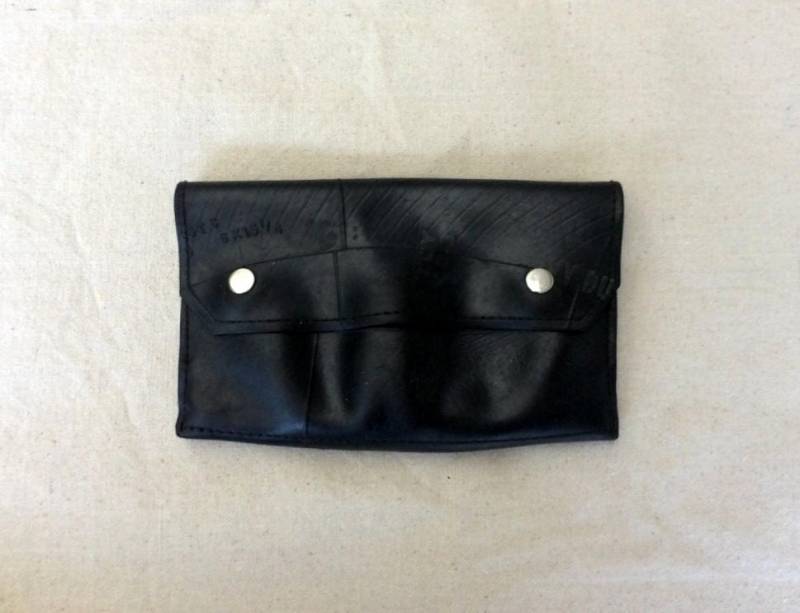 Dehnbare #2 - Schwarze Brieftasche Aus Recyceltem Gummi Made in Usa von Omnimonger