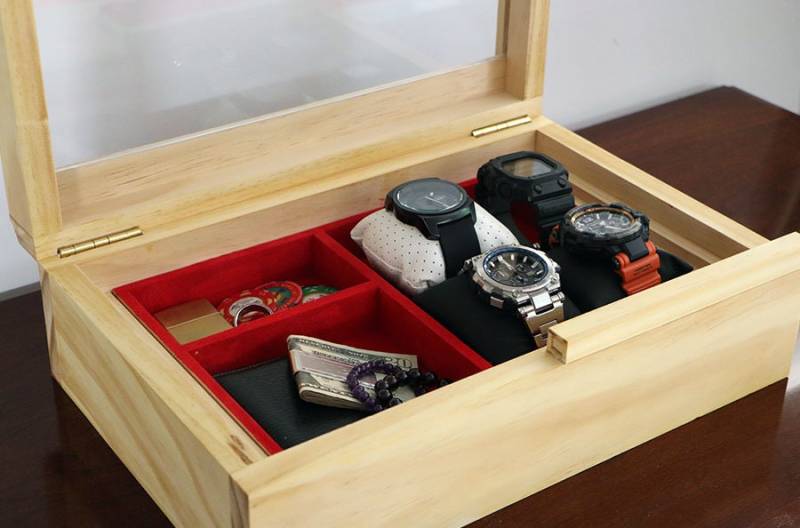 Benutzerdefinierte Uhrenbox Für Männer - Bester Holz-Organizer Geheime Box Mit Verstecktem Schloss Austauschbarer Divider von OmoiBoxCreations