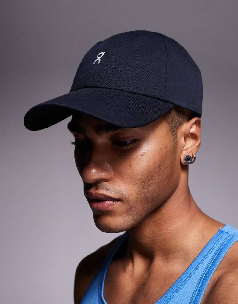 ON - All Day - Kappe in Schwarz von On Running