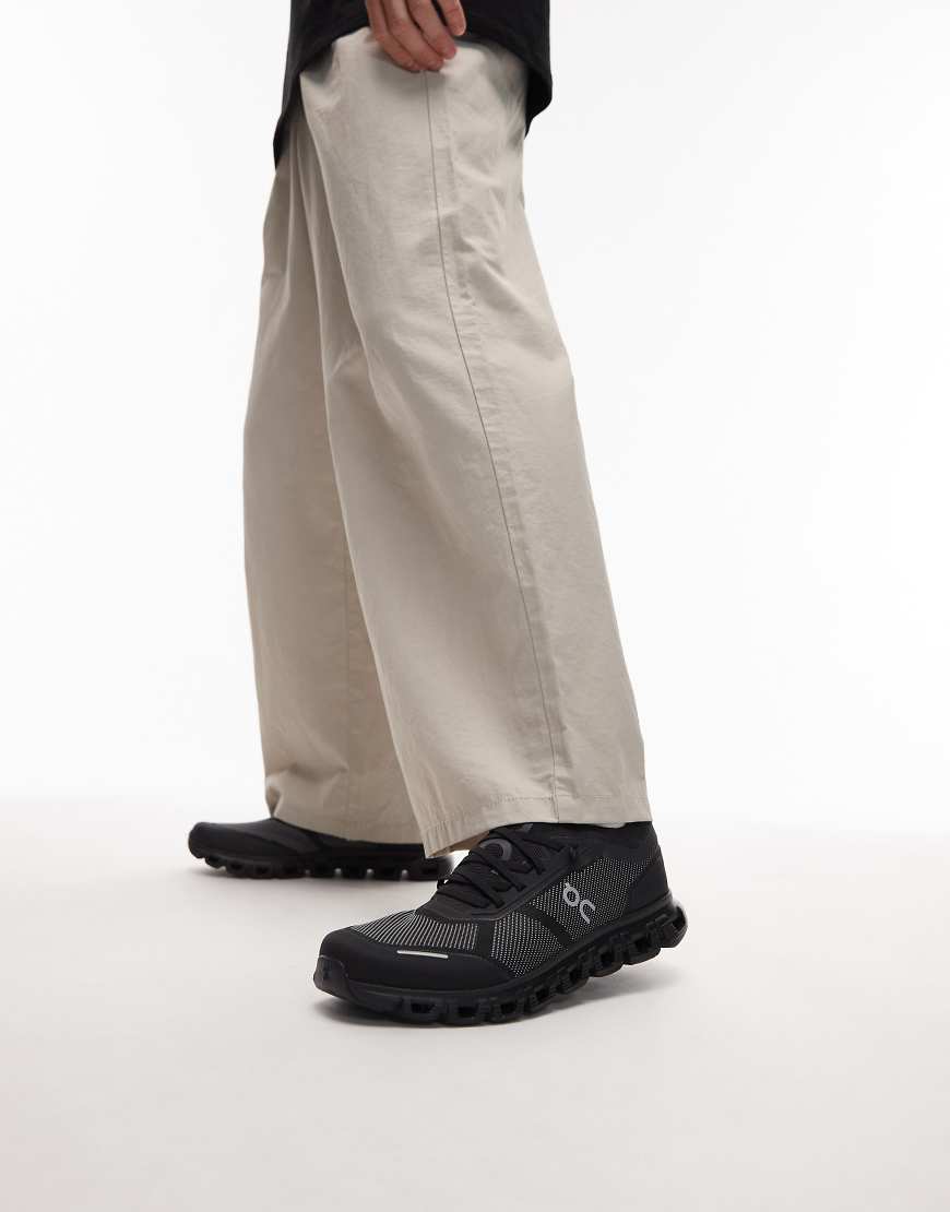 ON - Cloud 6 Versa - All-Day-Sneaker in Schwarz von On Running