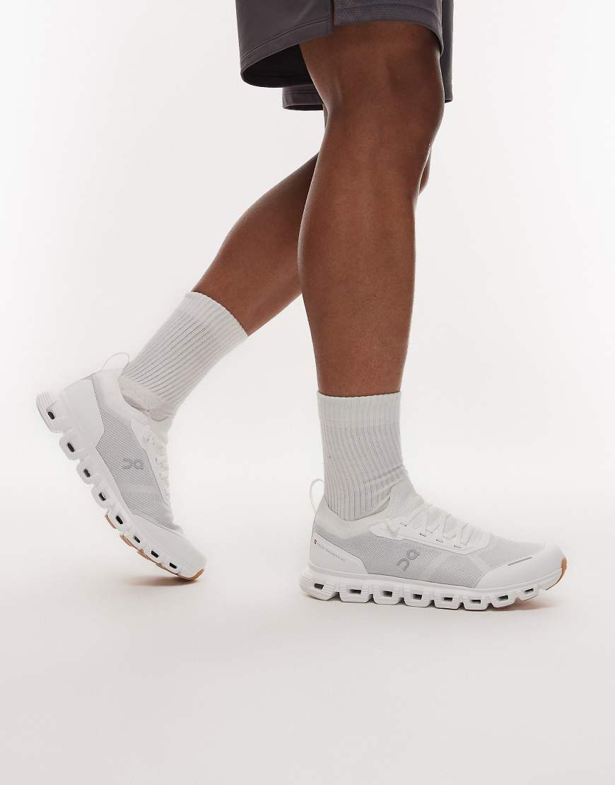 ON - Cloud 6 Versa - All-Day-Sneaker in Weiß von On Running