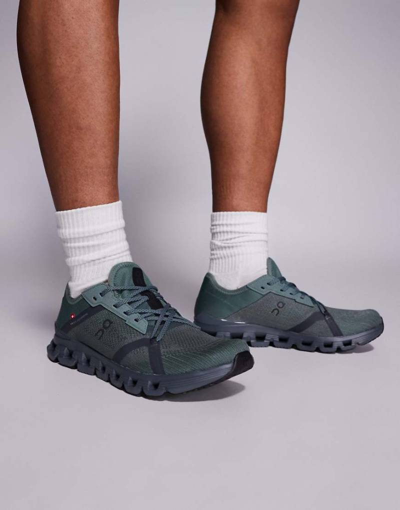 ON - Cloud X 4 - AD - Sportschuhe in Grün von On Running