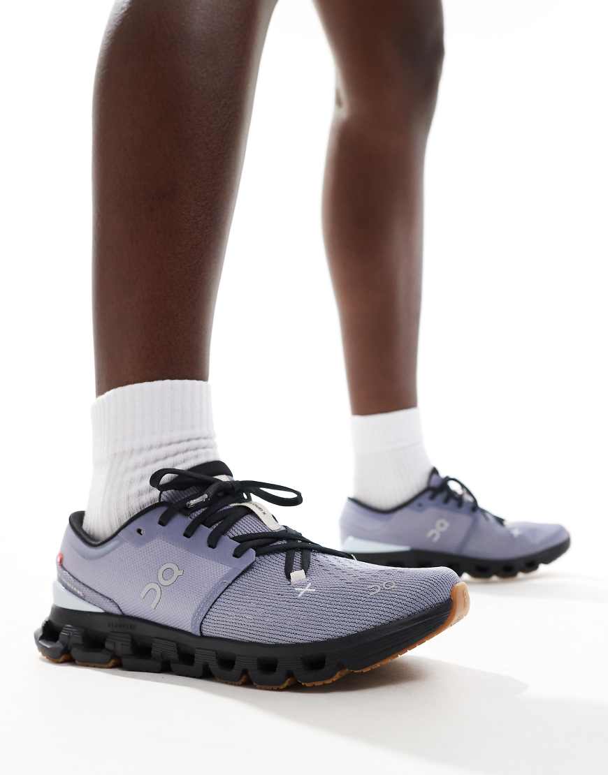 ON - Cloud X 4 - Sportsneaker in Dunkelgrau und Schwarz von On Running