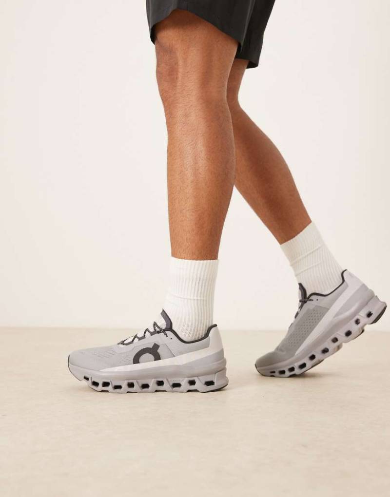 ON - Cloudmonster - Laufschuhe in Grau von On Running