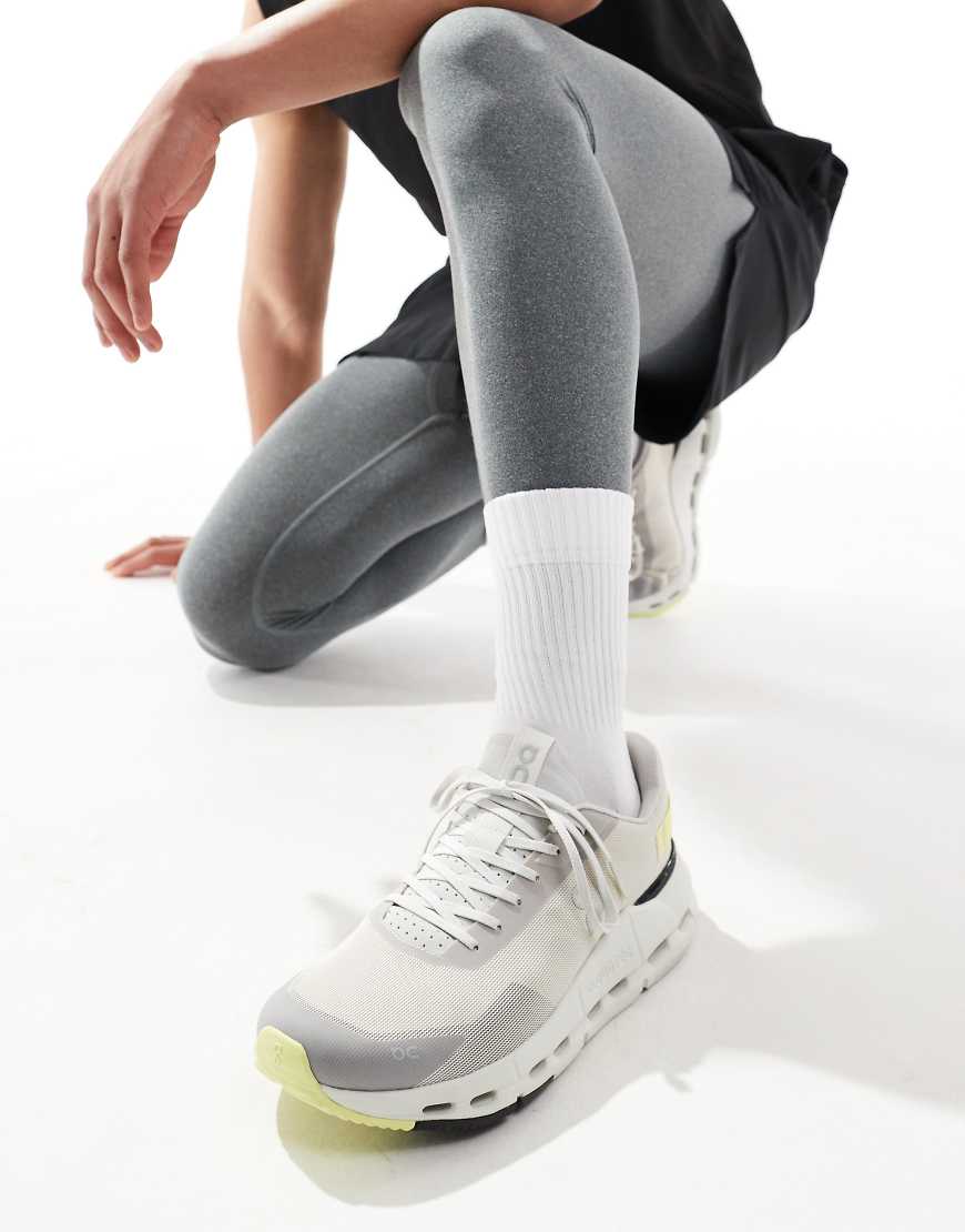 ON - Cloudnova Form 2 All Day - Sneaker in Grau von On Running