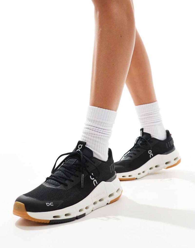 ON - Cloudnova Form 2 - All-Day-Sneaker in Schwarz und Weiß von On Running