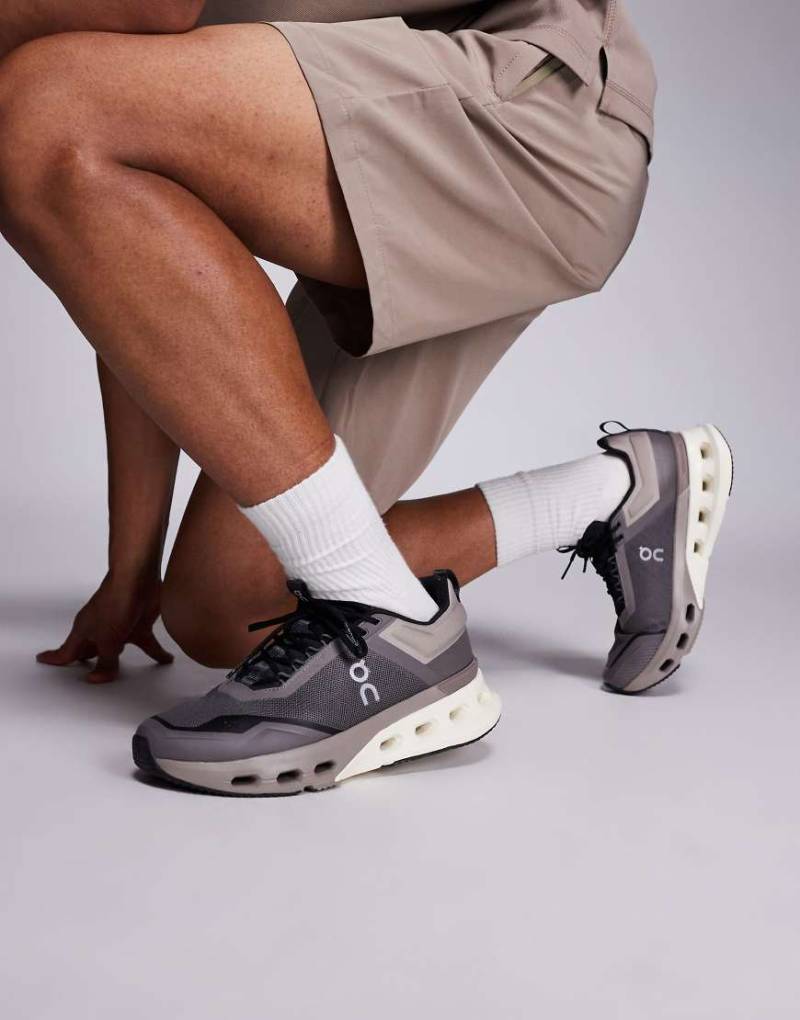 ON - Cloudnova X - Trainings-Sneaker in Grau von On Running