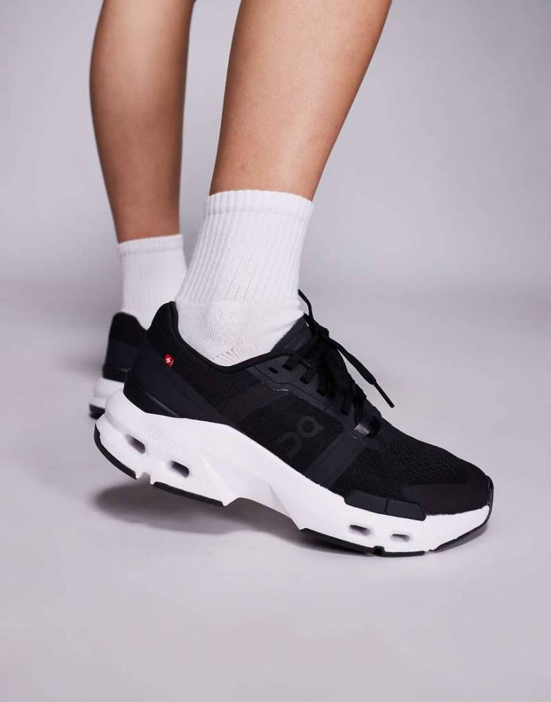 ON - Cloudpulse - Sportsneaker in Schwarz und Weiß von On Running