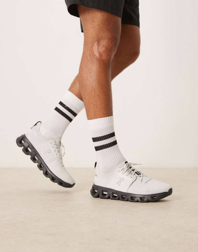 ON - Cloudswift 4 - Laufsneaker in Grau und Schwarz von On Running