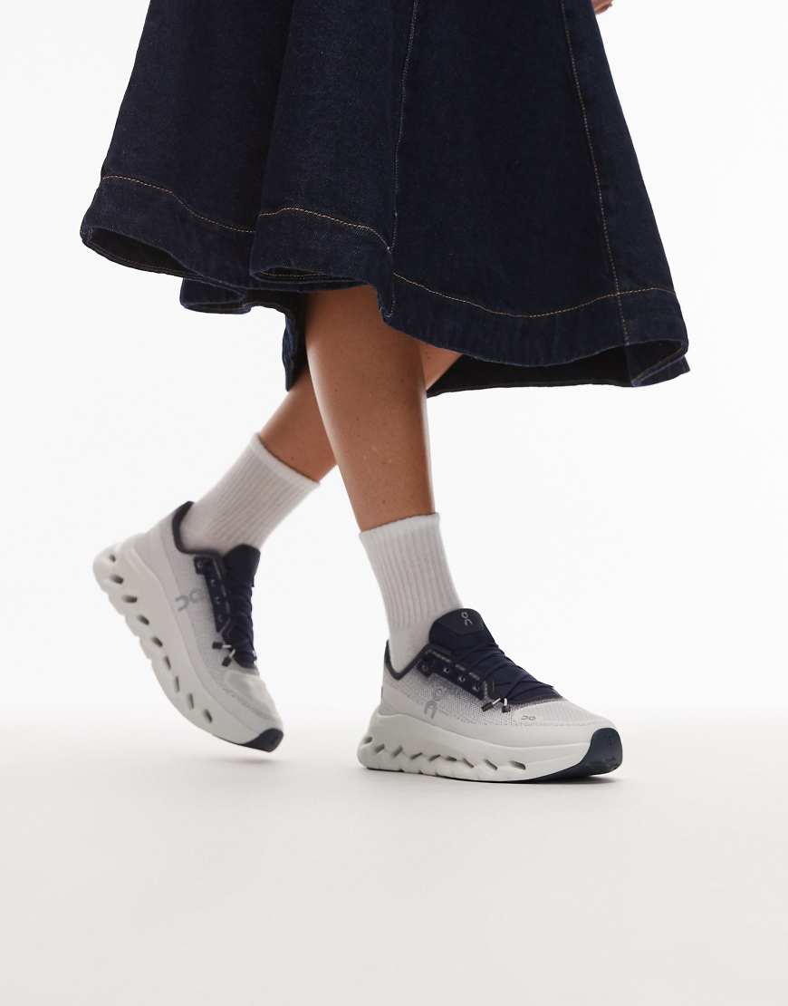 ON - Cloudtilt - All-Day-Sneaker in Marineblau von On Running