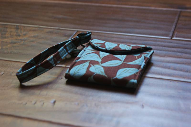 Braun & Blau Brieftasche Braun & Blau Brieftasche von OnPinsAndNeedlesOK