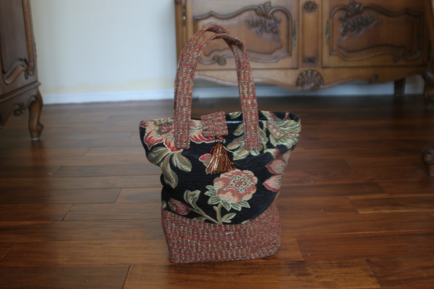 Floral Tweed Teppich Tasche Floral Tweed Teppich Tasche von OnPinsAndNeedlesOK