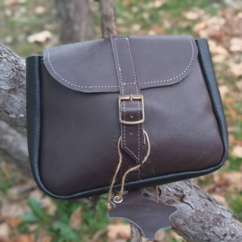 Gürteltasche, Festival Tasche, Bauchtasche, Ledertasche, Braune Iphone Tabakbeutel, Brillenhalter, Geschenk von OnTheFamilySpot