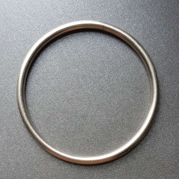 Silber Armreif Aus Massivem Sterling Mit Gebürstetem Feinen Schmuck von OnTheWrist