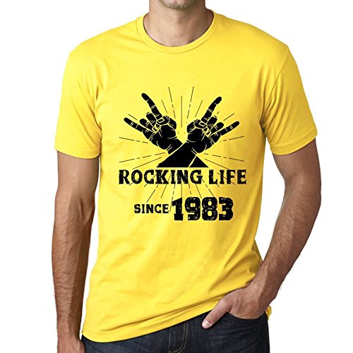 Herren Grafik T-Shirt Das Leben rocken seit 1983 – Rocking Life Since 1983 – Geschenk 41. Geburtstag Jahrestag 41 Jahre Jubiläum 41 Jährige Mann Jahrgang 1983 Kurzarm Lustige Druck Zitrone M von One in the City