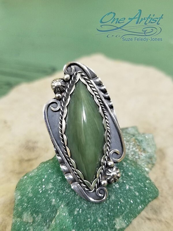Moosiger Damenring, Nephrit Jade Statement Ring, Sterling Silber, Feinsilber, Boho, Jugendstil Moosiger Damenring, Nephrit Jade Statement Ring, Sterling Silber, Feinsilber, Boho, Jugendstil von OneArtistUSA