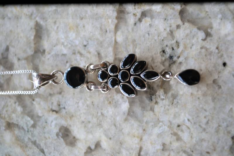 925 Sterling Silber Anhänger, Schwarz Und Silber, Tropfen Halskette, Modern, Minimalist, Schwarzer Runder Onyx, Onyx von OneCharmingTreasure