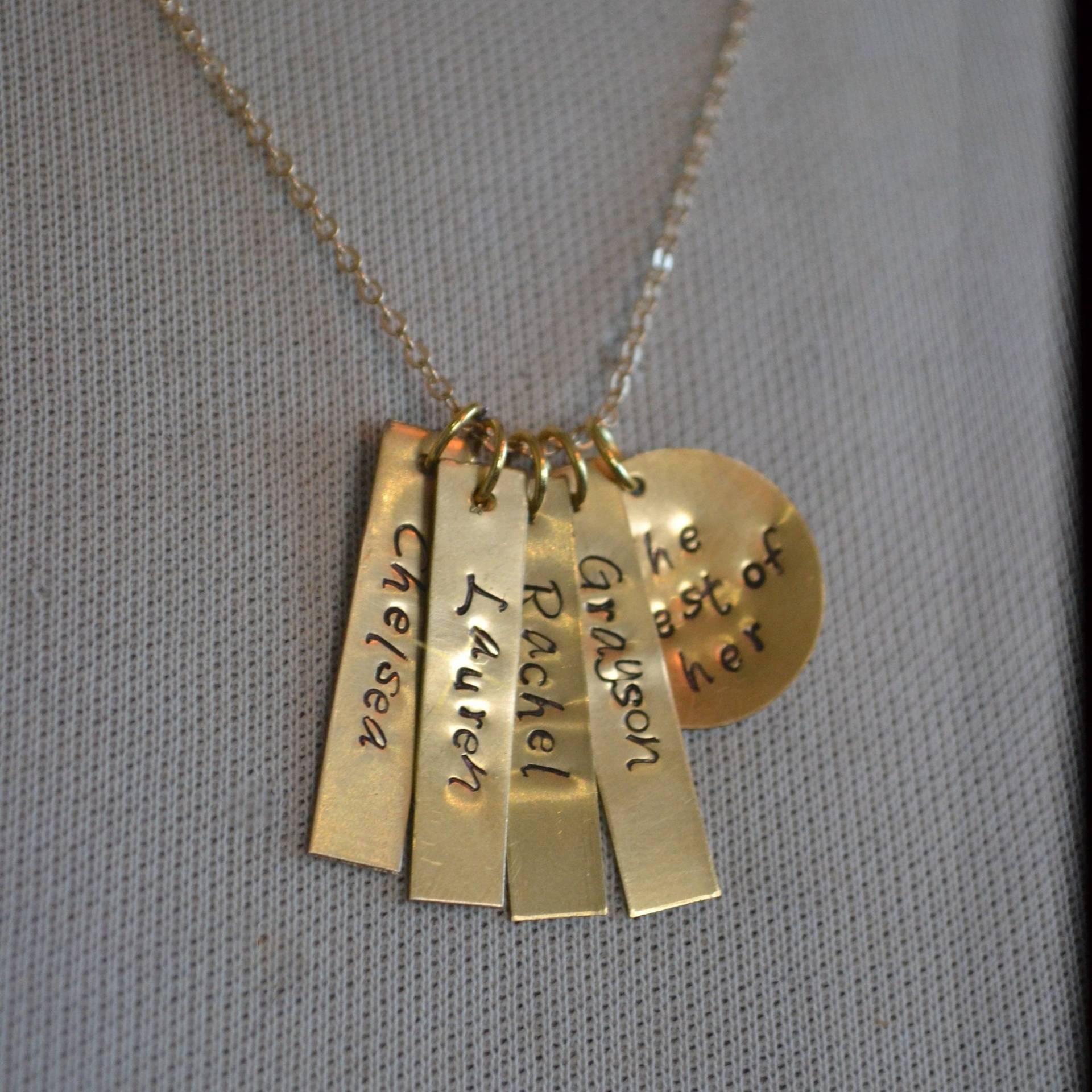 Etsy Sale, Gold Halskette, Bar Gravierte Name Initial Handgeschmiedet, Schlüsselanhänger, Hand Beschriftet von OneCharmingTreasure