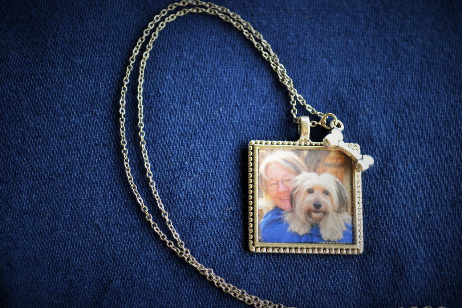 Foto Anhänger, Charm Haustier in Liebevoller Erinnerung, Feier Des Lebens, Erinnerungsstück Schmuck, Halskette von OneCharmingTreasure