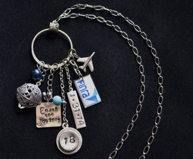 Individuell, Auf Bestellung Gefertigt Ruhestand, Firmenleistung, Management Geschenk, Belobigung Schmuck, Charm Halskette, Militärdienst von OneCharmingTreasure