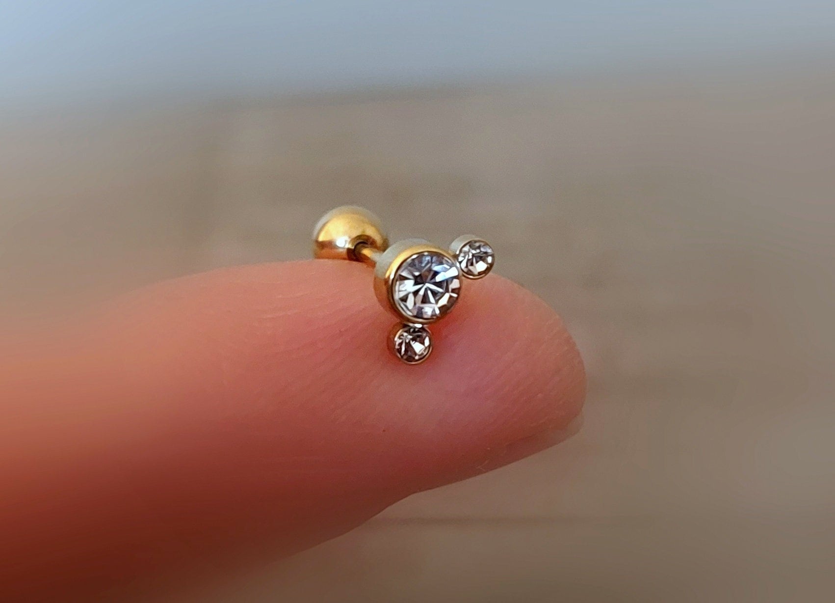 Piercing Gold, Ohrclimber, Piercing, Chirurgenstahl, Helix, Tragus, Antitragus, Schraubohrring, Conch, Cartilage, , 1 Stück Piercing Gold, Ohrclimber, Piercing, Chirurgenstahl, Helix, Tragus, Antitragus, Schraubohrring, Conch, Cartilage, , 1 Stück von OneDayInNewYork