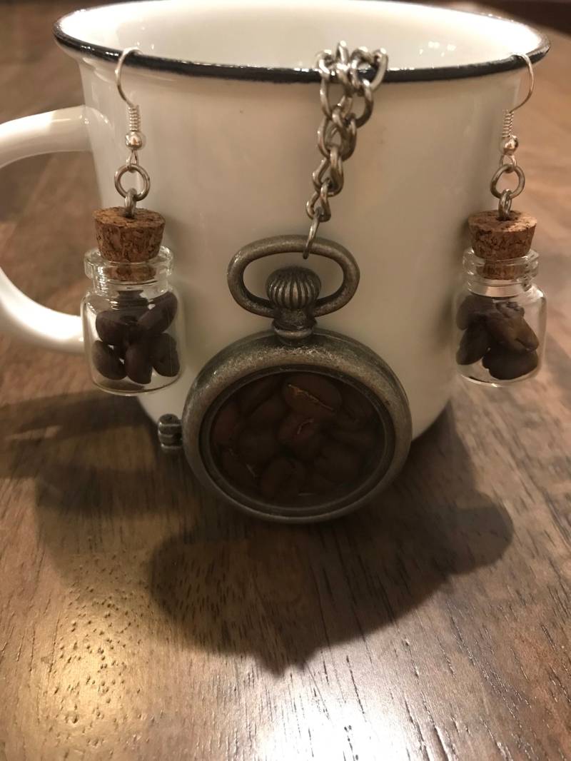 Kaffee Ohrringe & Halskette von OneInAJewel