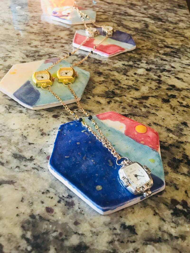 Uhr Halskette von OneInAJewel