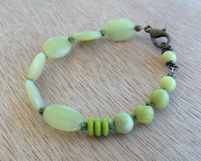 B108 Chartreuse Und Jade Armband B108 Chartreuse Und Jade Armband von OneLastThing