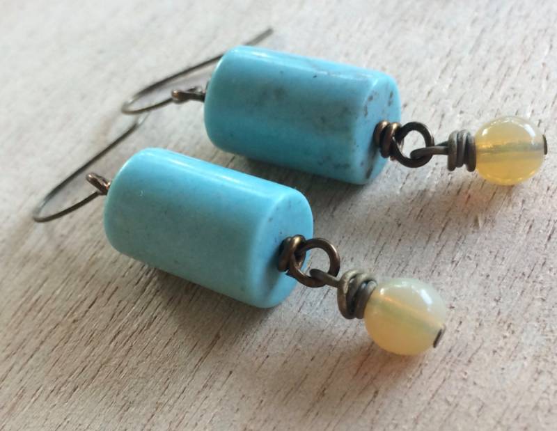 E547 Türkis Und Opal Baumeln Ohrringe von OneLastThing
