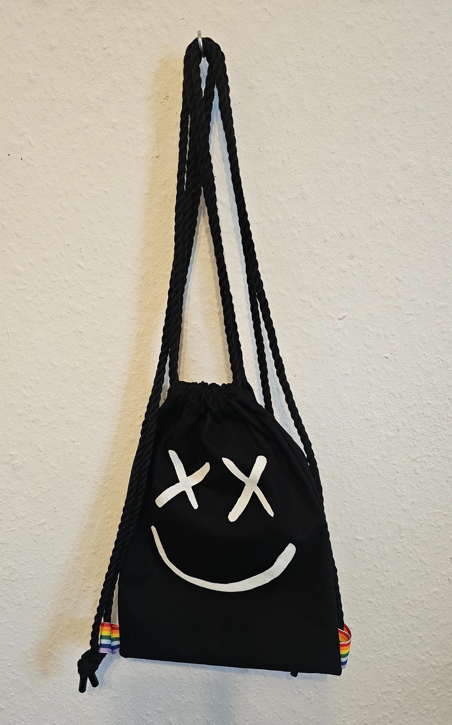 Turnbeutel/Konzerttasche Mit Louis Tomlinson Smiley Turnbeutel/Konzerttasche Mit Louis Tomlinson Smiley von OneMoreDirection