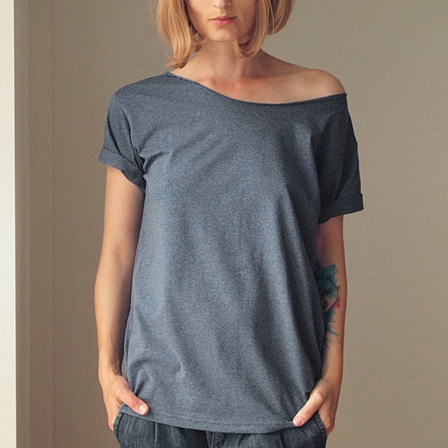 Dunkeles Grau Tshirt Oversize von OneMugADayStore