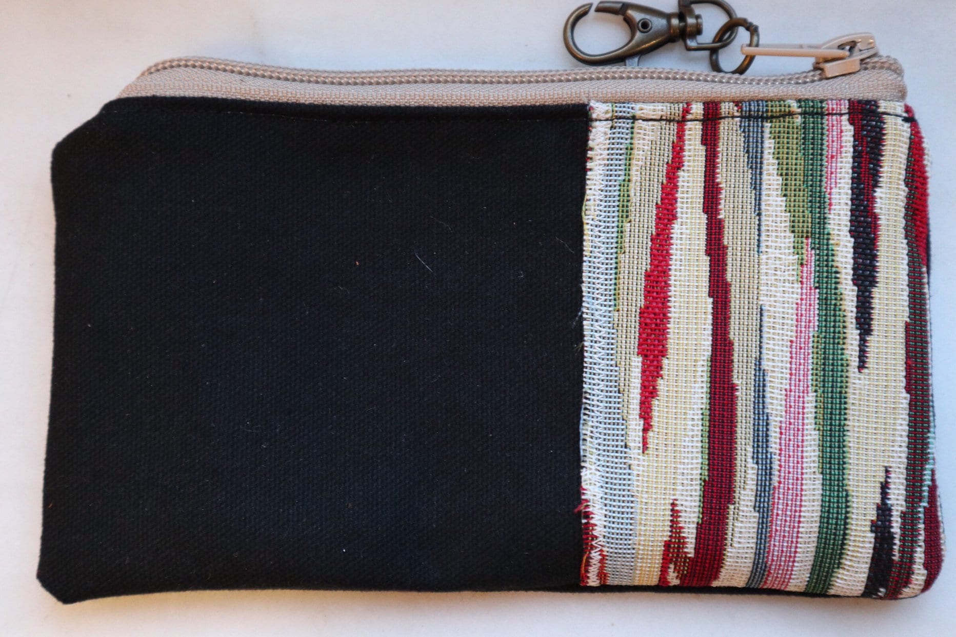 Handgefertigte Geldbörse Aus Canvas Kleine Mit Schlüsselhaken Handgefertigte Geldbörse Aus Canvas Kleine Mit Schlüsselhaken von OneOffbyM