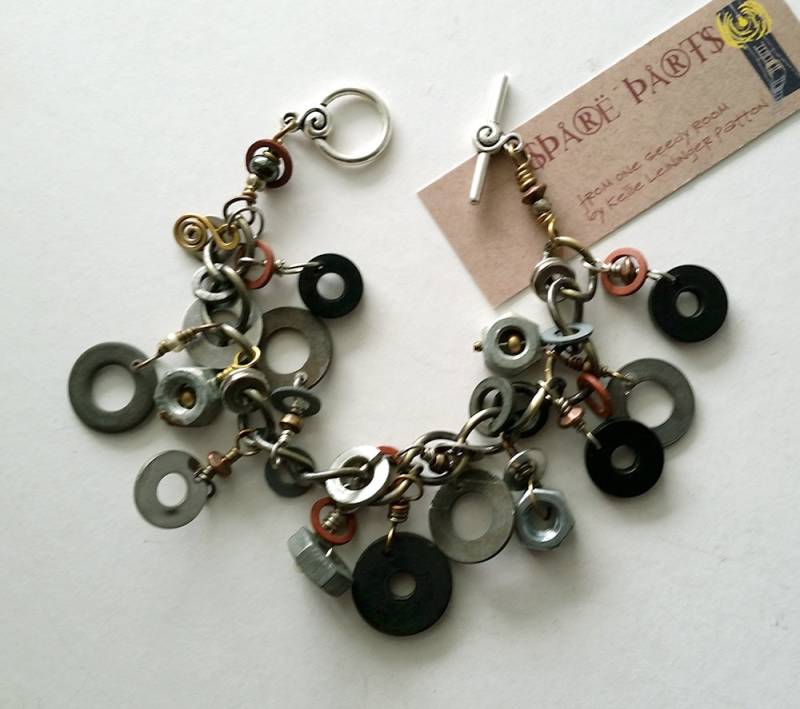 Kunst Zu Tragen Armband, Chain Link Charm Upcycled Armband Kunst Zu Tragen Armband, Chain Link Charm Upcycled Armband von OneSeedyRoom