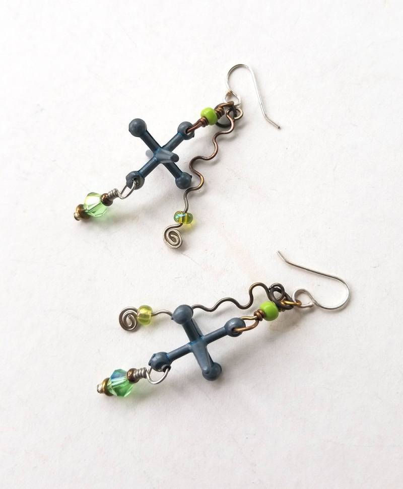 Upcycled Ohrringe, Anschlüsse, Handgefertigte Vintage Ohrringe Upcycled Ohrringe, Anschlüsse, Handgefertigte Vintage Ohrringe von OneSeedyRoom