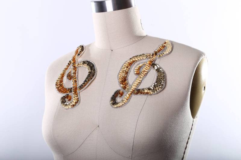 Übergroßer Aufnäher Gold Pailletten-Aufnäher Für Musiknoten Kostüm-Aufnäher 18 X 10 cm von OneStopStitched