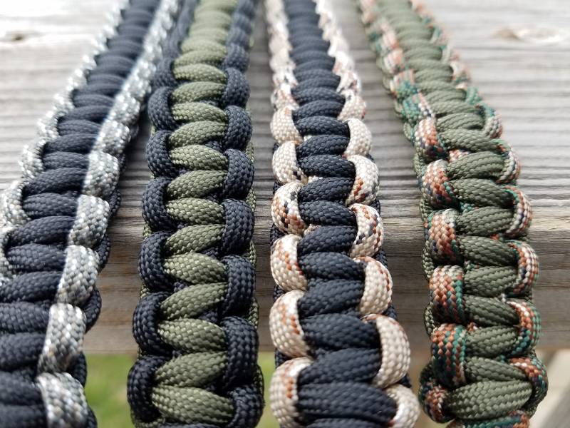 Personalisiertes Kobra Paracord Armband Handgemachter Schmuck Personalisiertes Kobra Paracord Armband Handgemachter Schmuck von OneTrueNorthDesigns
