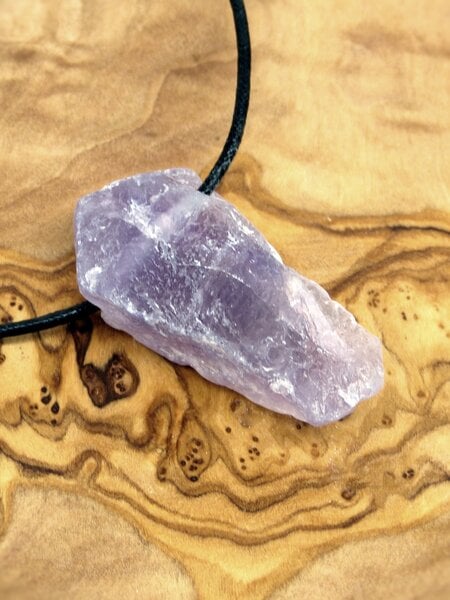 OneWorldMinerals Amethyst Edelstein-Anhänger, Sambia, Natur pur! von OneWorldMinerals