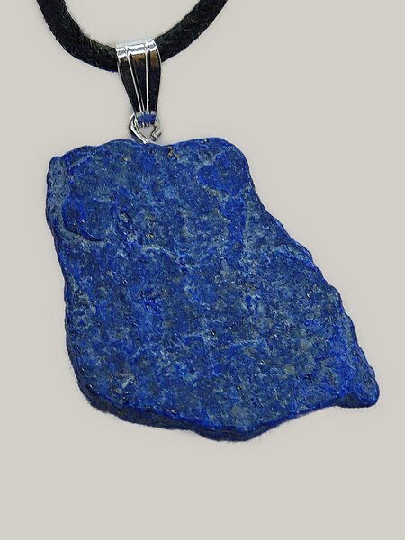 OneWorldMinerals Lapislazuli Anhänger, mit Silberöse, roh belassene Einzelstücke von OneWorldMinerals